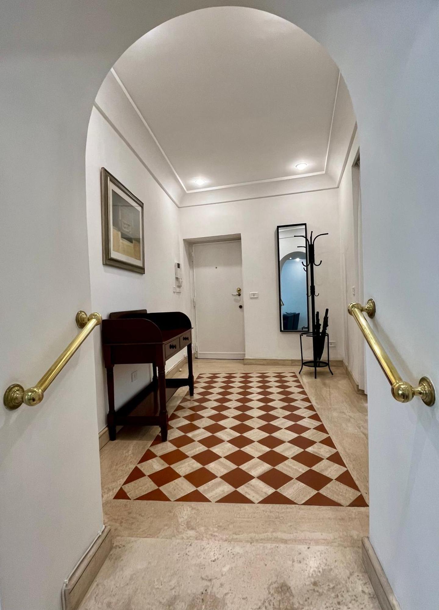 Gdr - Center Apartment
